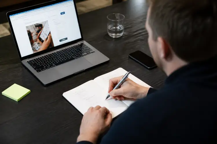 Advertentieteksten en creatives